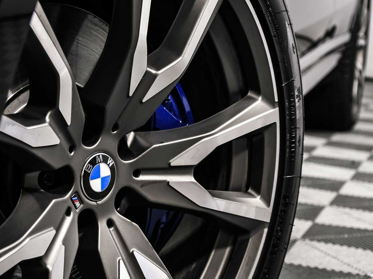 Б/У БМВ Икс7 2019 года. Фото: #16