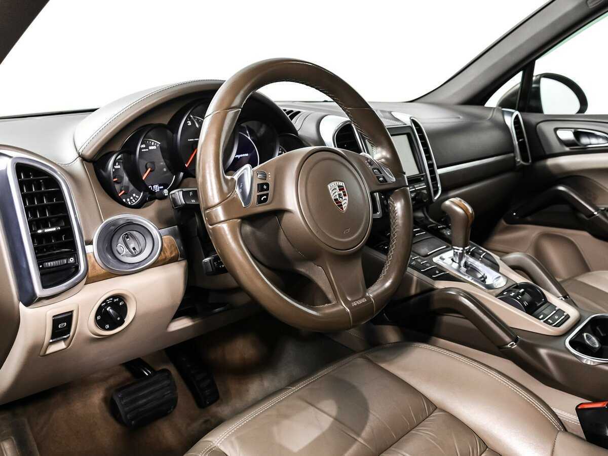 Б/У Порш Кайен 2012 года. Фото: #11