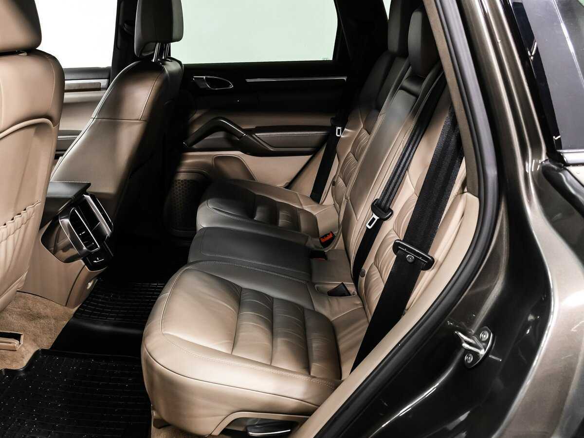 Б/У Порш Кайен 2012 года. Фото: #12