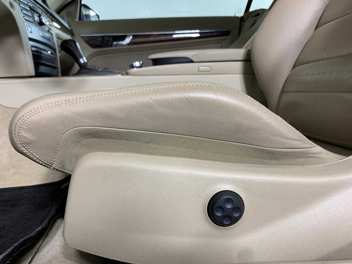 Б/У Мерседес-Бенц Е-Класс 2012 года. Фото: #16