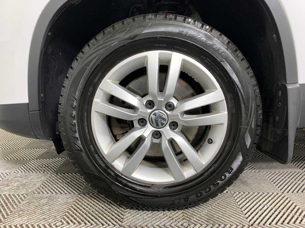 Б/У Фольксваген Тигуан 2014 года. Фото: #8