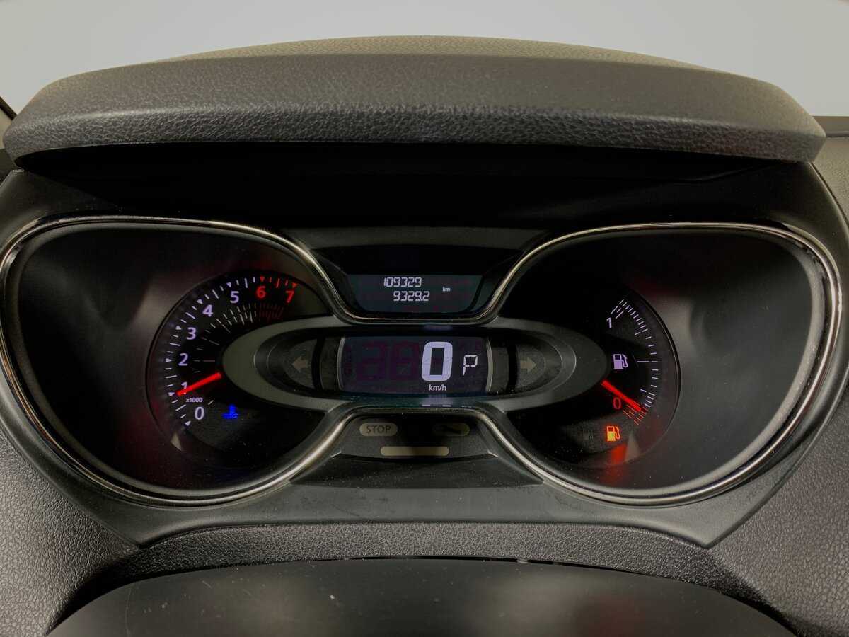 Б/У Рено Каптюр 2018 года. Фото: #14