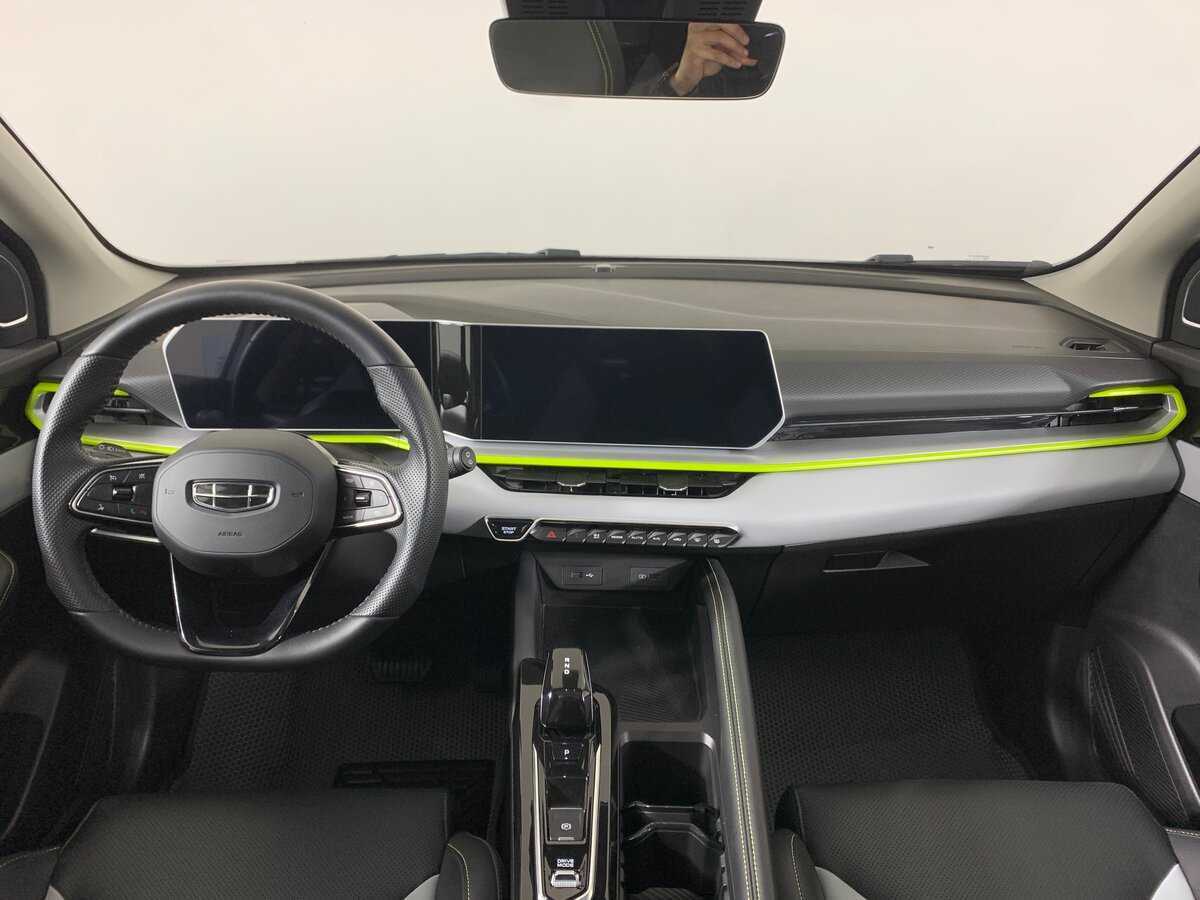 Б/У Джили Кулрэй 2023 года. Фото: #12