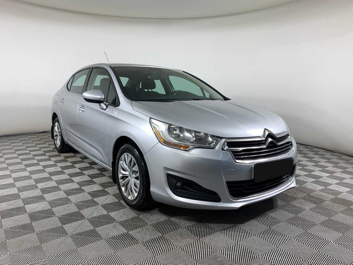 Б/У Ситроен Ц4 2015 года. Фото: #2