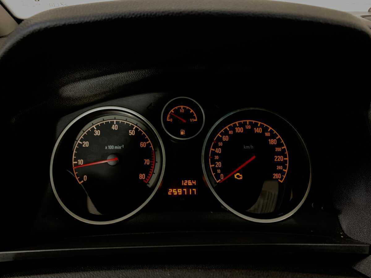 Б/У Опель Зафира 2010 года. Фото: #14