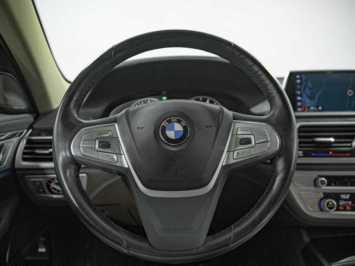 Б/У БМВ 7 серии 2018 года. Фото: #7