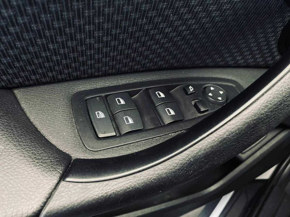 Б/У БМВ Икс1 2020 года. Фото: #11