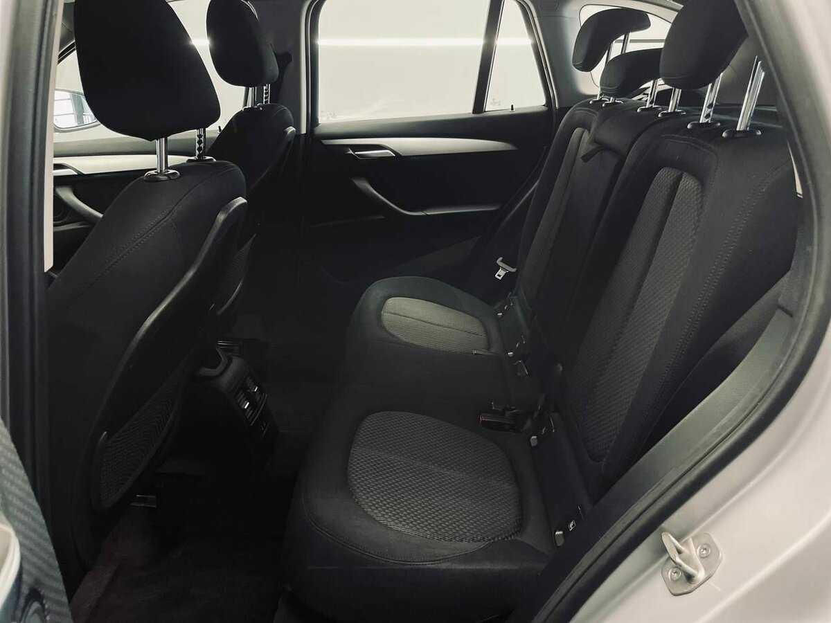 Б/У БМВ Икс1 2020 года. Фото: #15