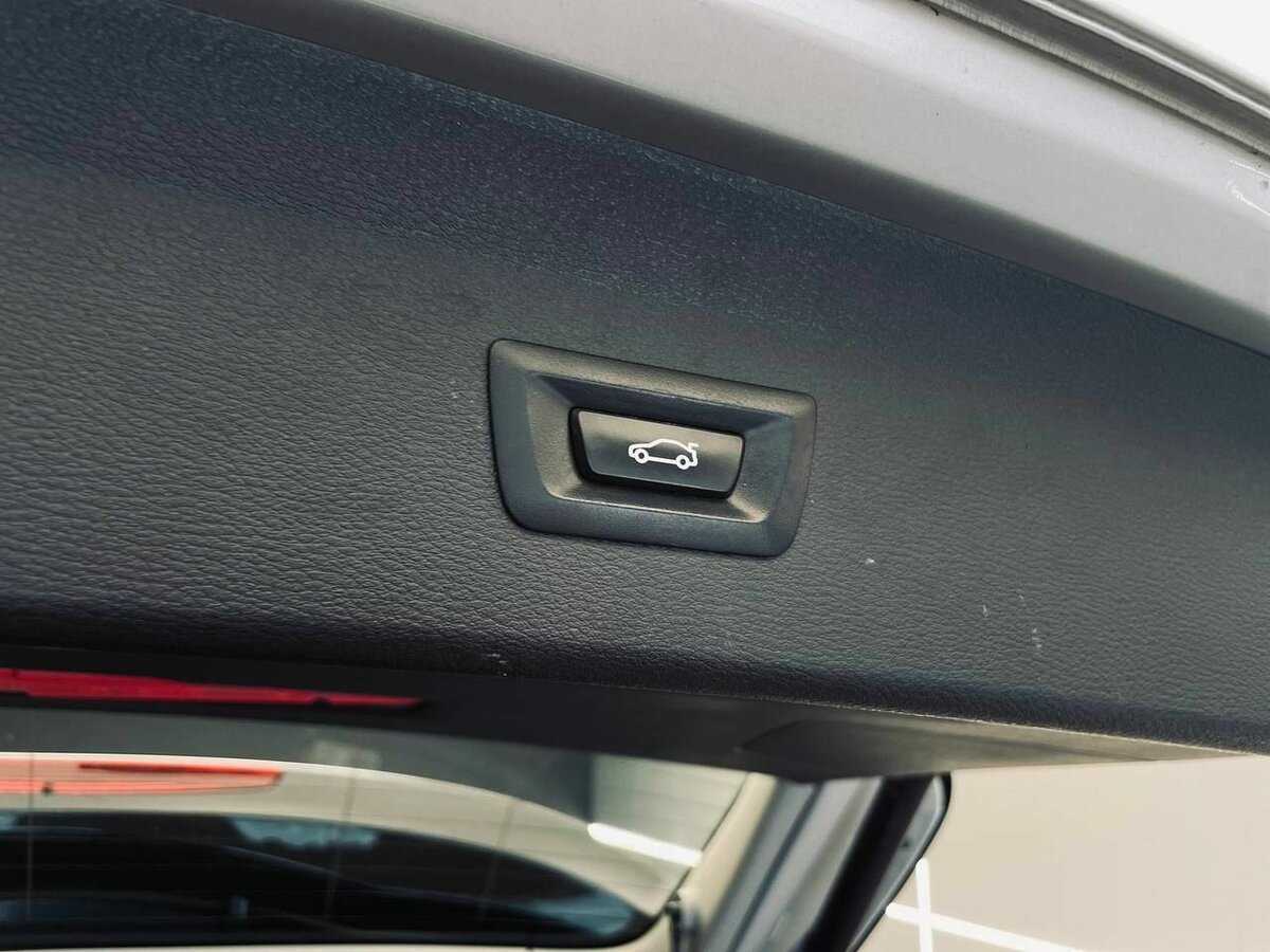 Б/У БМВ Икс1 2020 года. Фото: #21