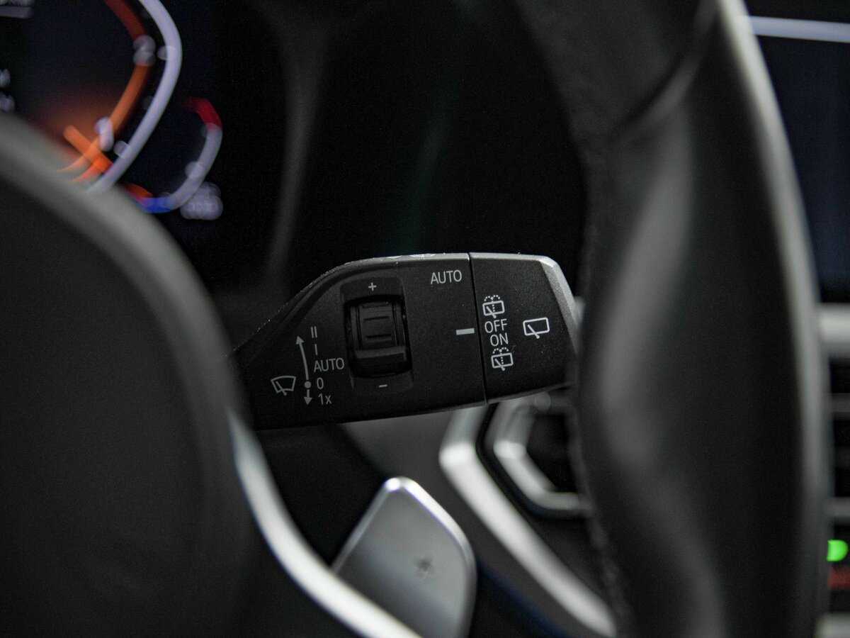 Б/У БМВ 3 серии 2019 года. Фото: #9