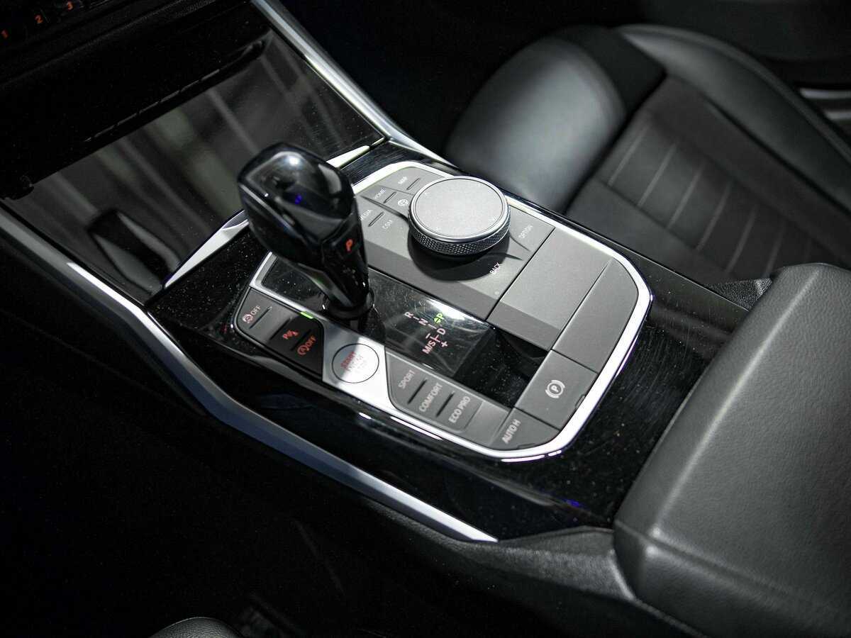 Б/У БМВ 3 серии 2019 года. Фото: #11