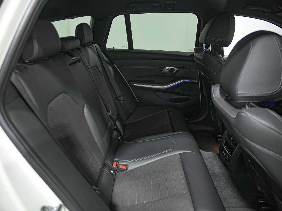 Б/У БМВ 3 серии 2019 года. Фото: #15