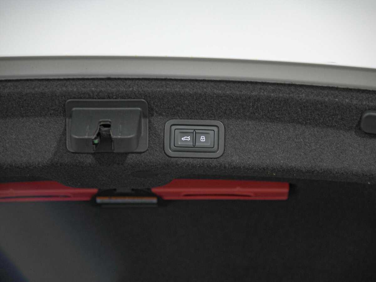 Б/У Ауди А6 2020 года. Фото: #23