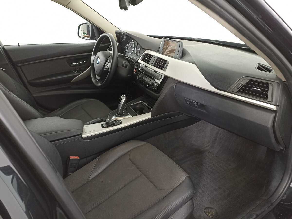 Б/У БМВ 3 серии 2016 года. Фото: #8