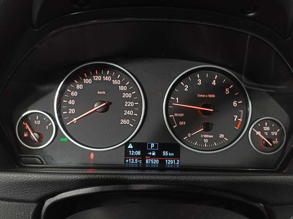 Б/У БМВ 3 серии 2016 года. Фото: #10