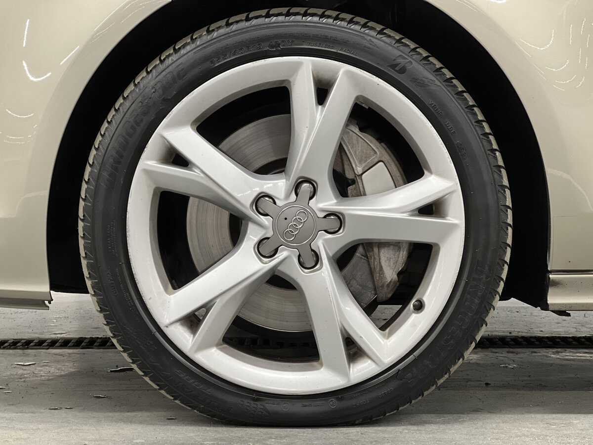 Б/У Ауди А7 2011 года. Фото: #17