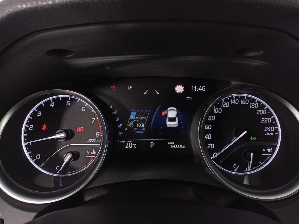 Б/У Тойота Камри 2021 года. Фото: #12