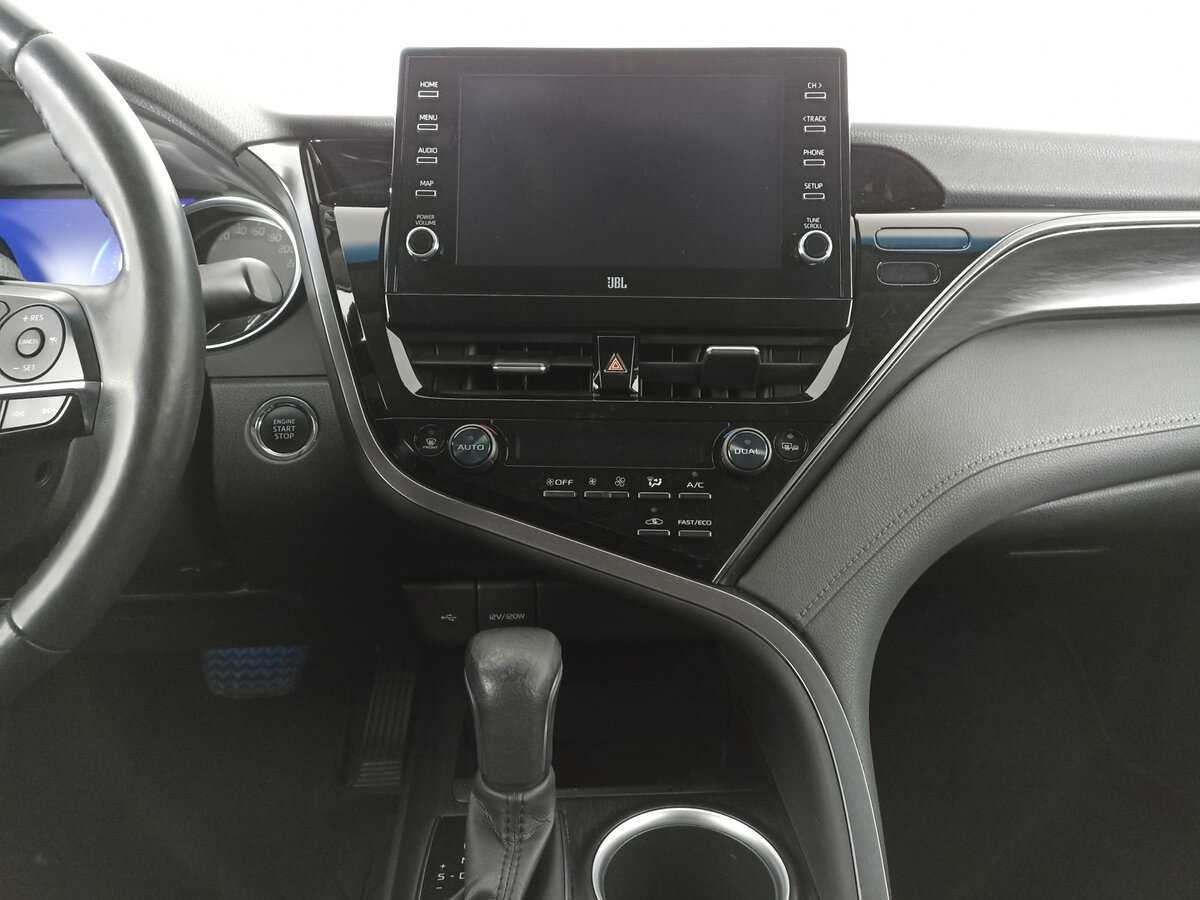 Б/У Тойота Камри 2021 года. Фото: #14