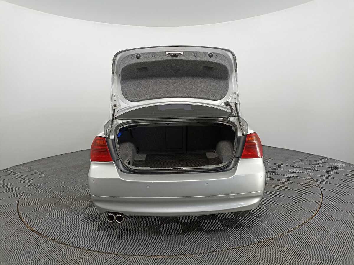 Б/У БМВ 3 серии 2006 года. Фото: #9