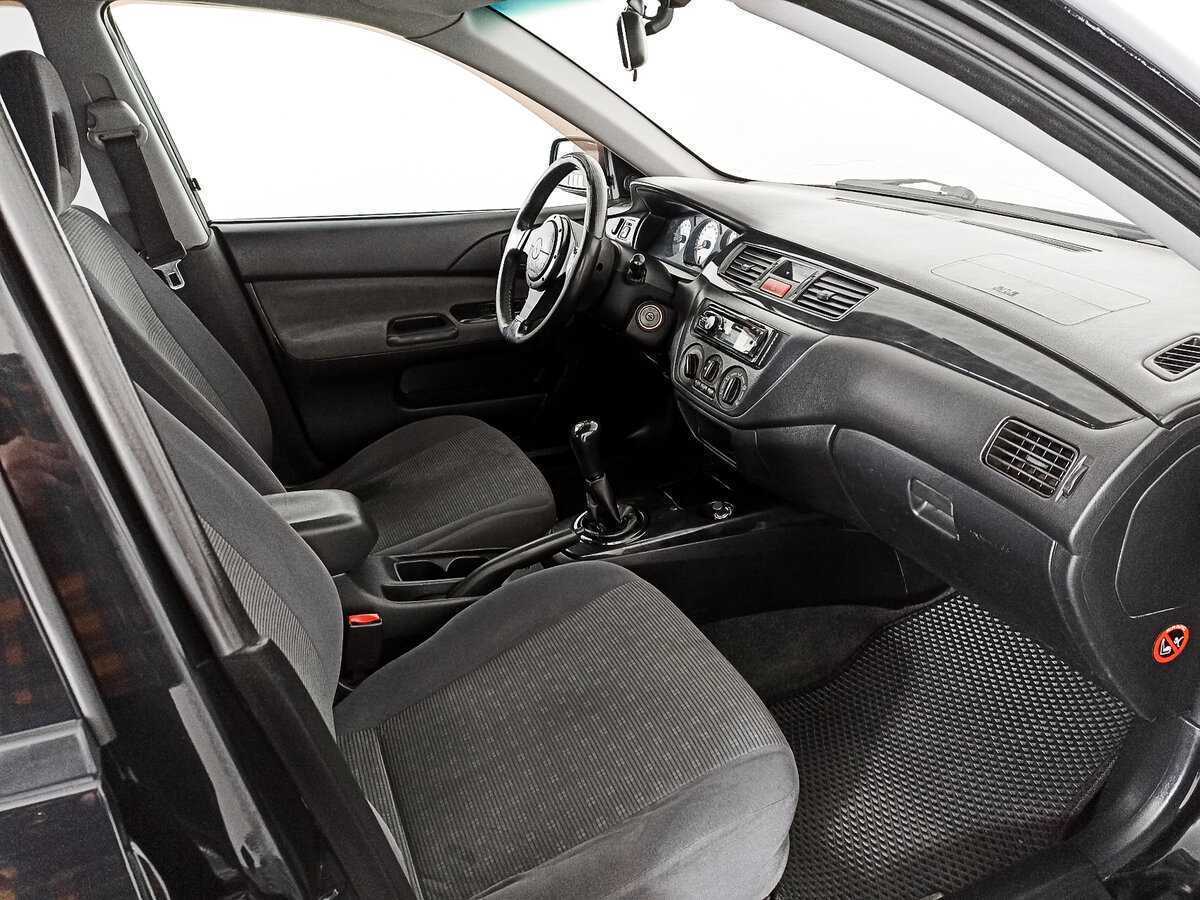 Б/У Митсубиши Лансер 2009 года. Фото: #10