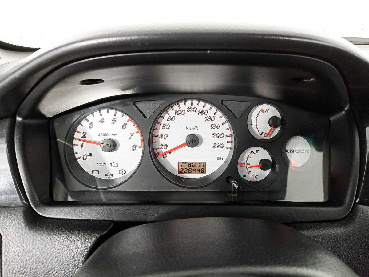 Б/У Митсубиши Лансер 2009 года. Фото: #12