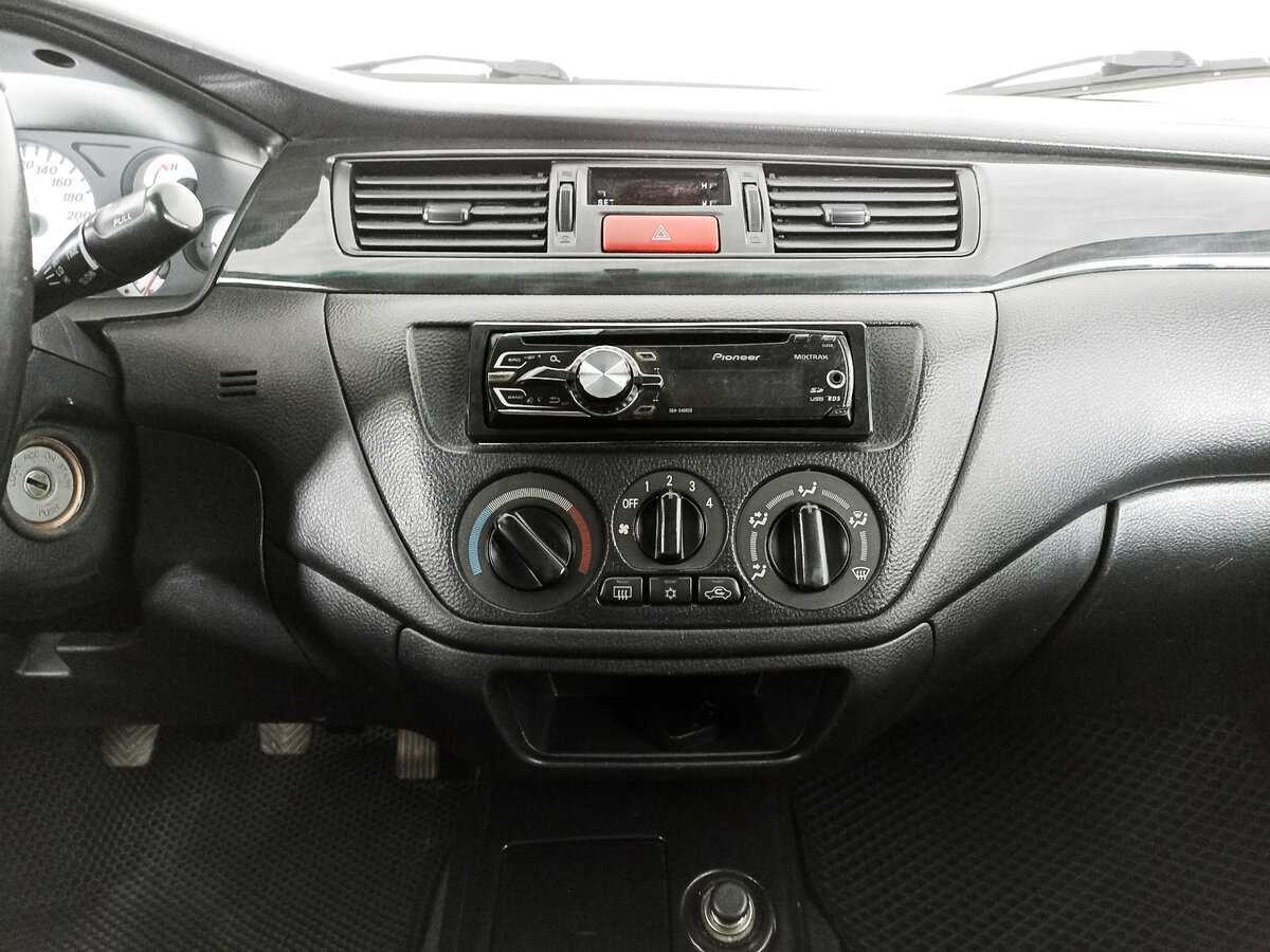 Б/У Митсубиши Лансер 2009 года. Фото: #14