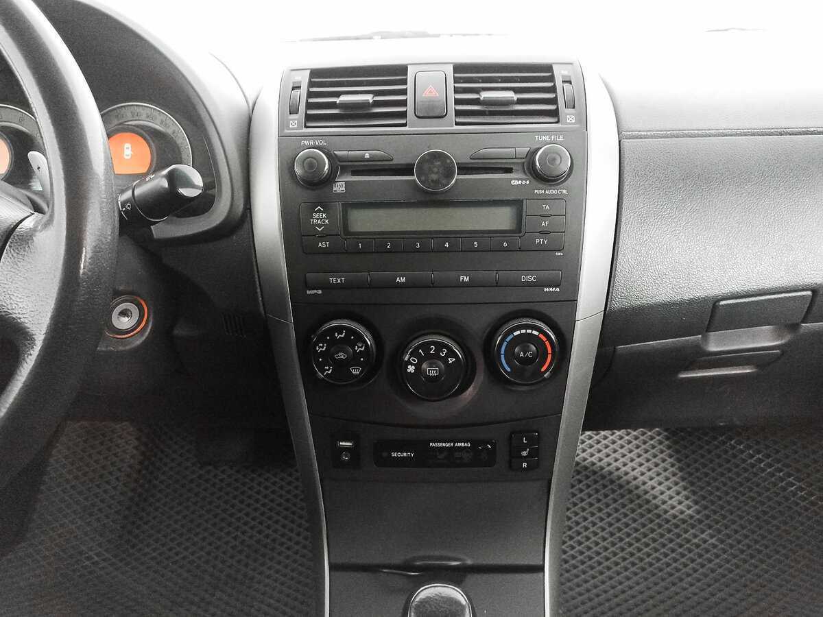 Б/У Тойота Королла 2008 года. Фото: #14