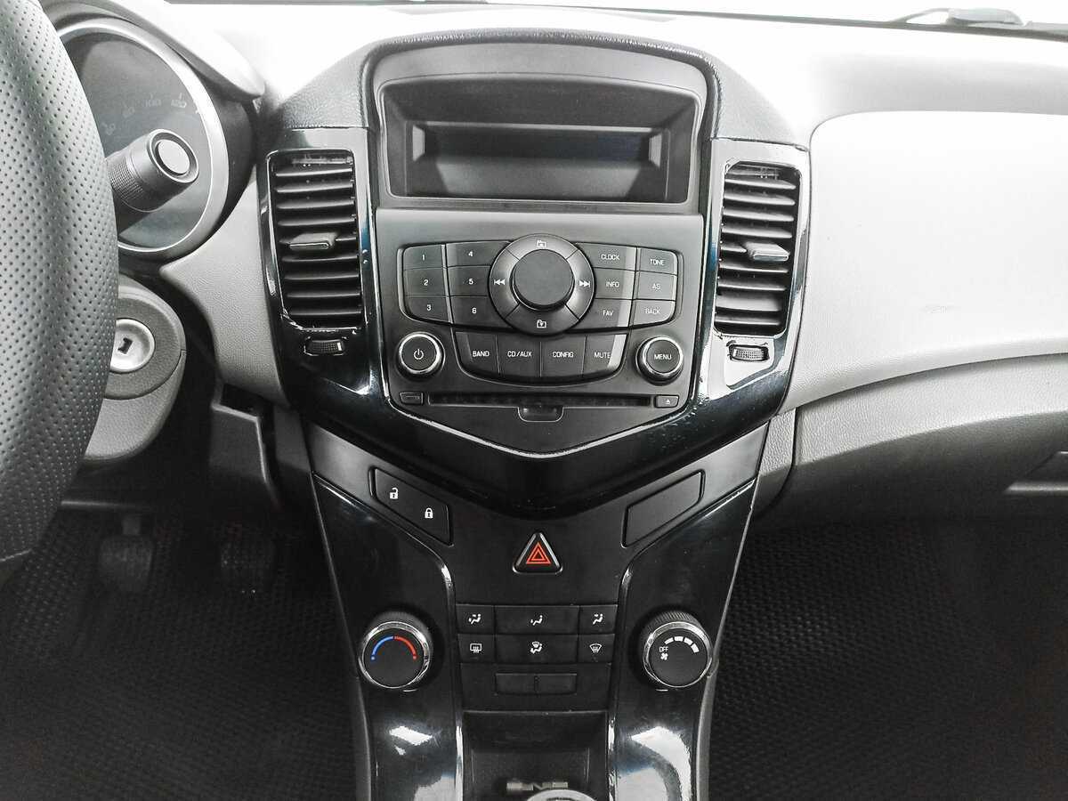 Б/У Шевроле Круз 2009 года. Фото: #14