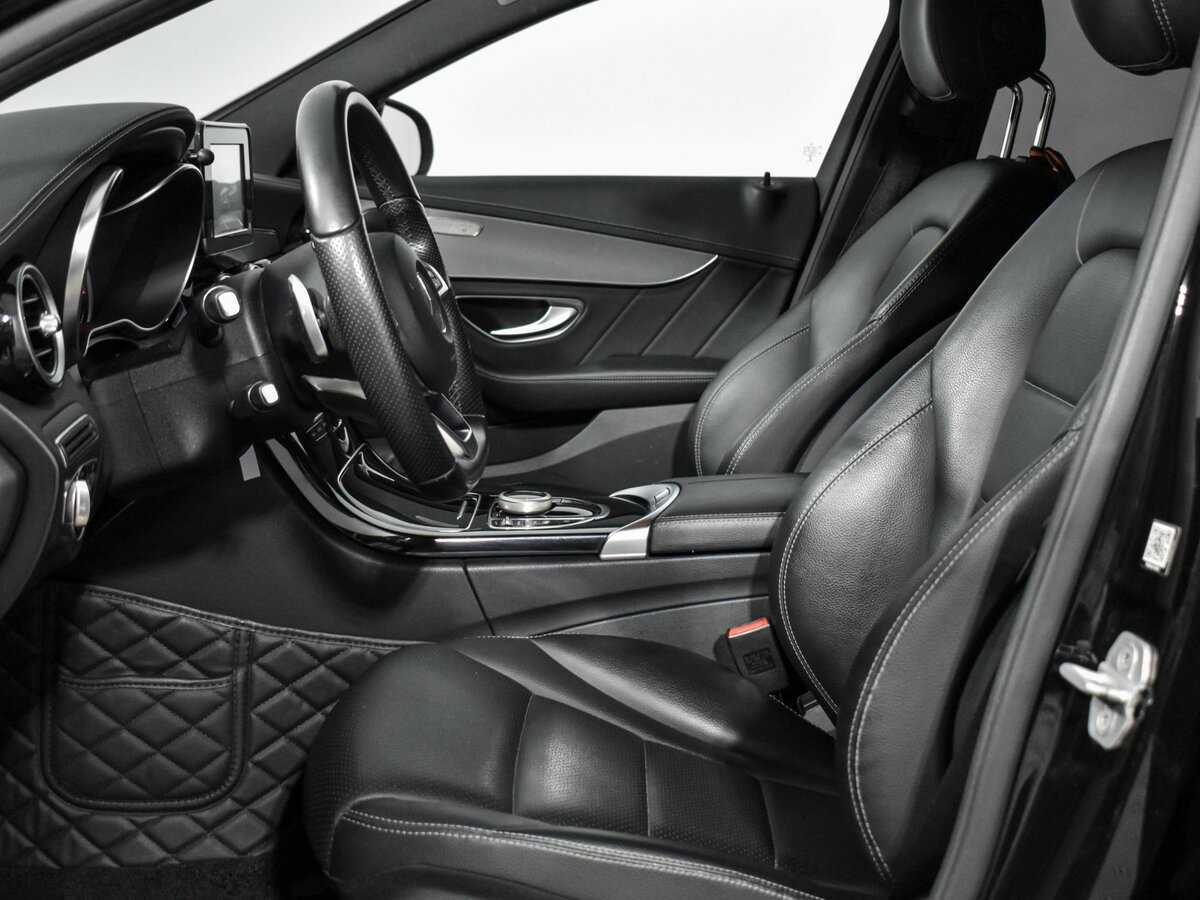 Б/У Мерседес-Бенц Ц-Класс 2015 года. Фото: #7