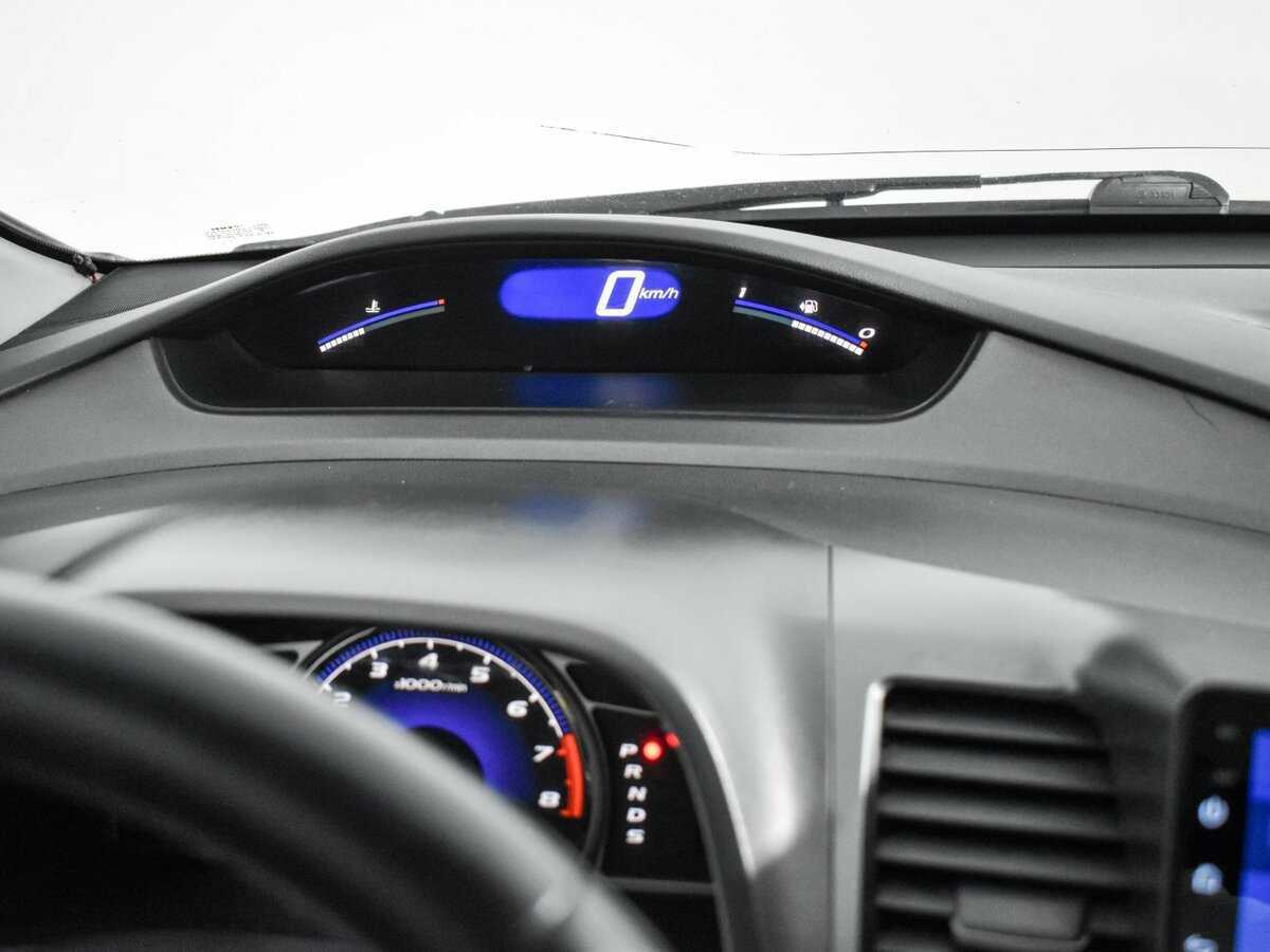 Б/У Хонда Цивик 2008 года. Фото: #13