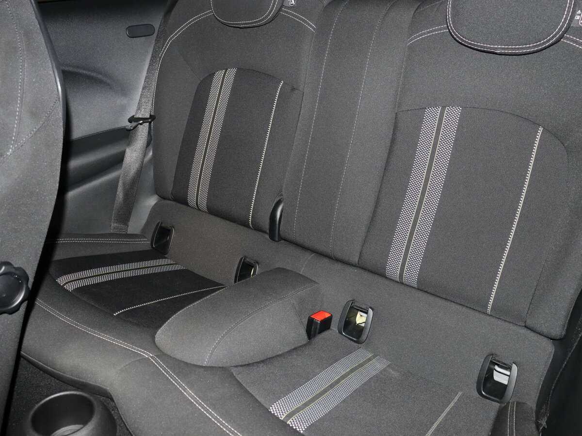 Б/У Мини Хэтч 2017 года. Фото: #6