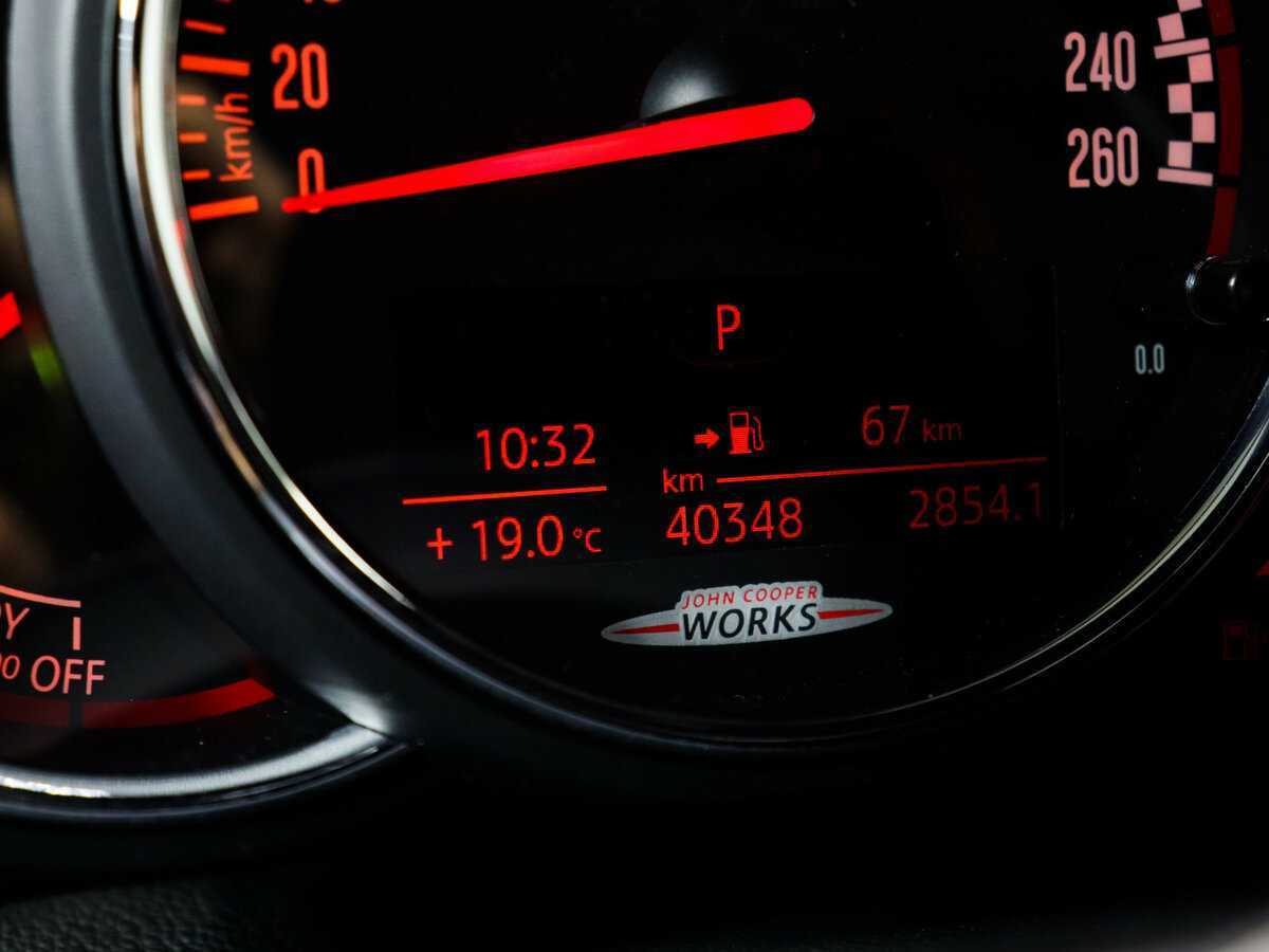 Б/У Мини Хэтч 2017 года. Фото: #7