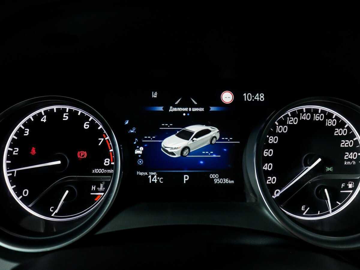 Б/У Тойота Камри 2021 года. Фото: #7