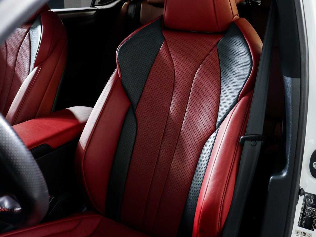 Б/У Лексус ЕС 2018 года. Фото: #16