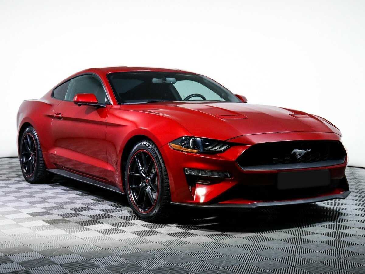 Б/У Форд Мустанг 2020 года. Фото: #2