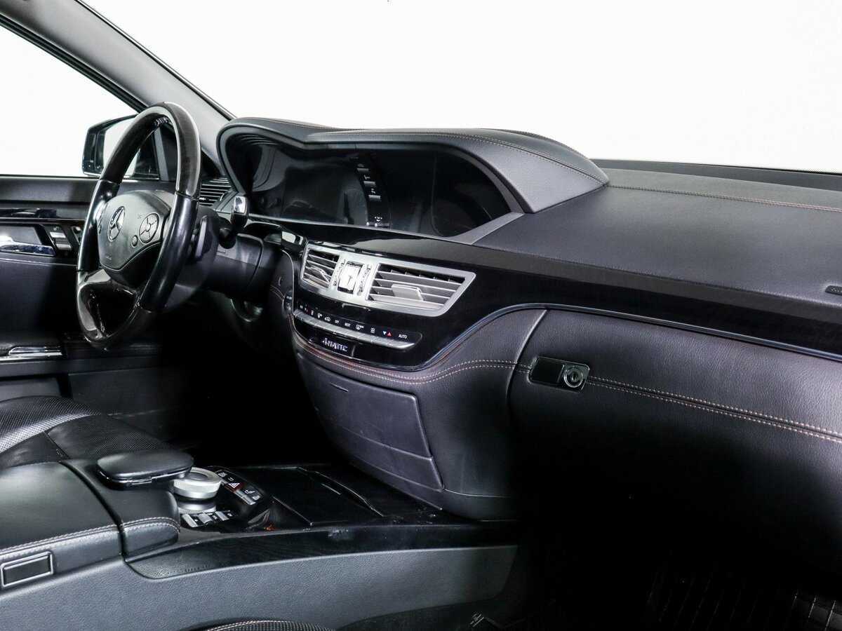 Б/У Мерседес-Бенц С-Класс 2012 года. Фото: #5