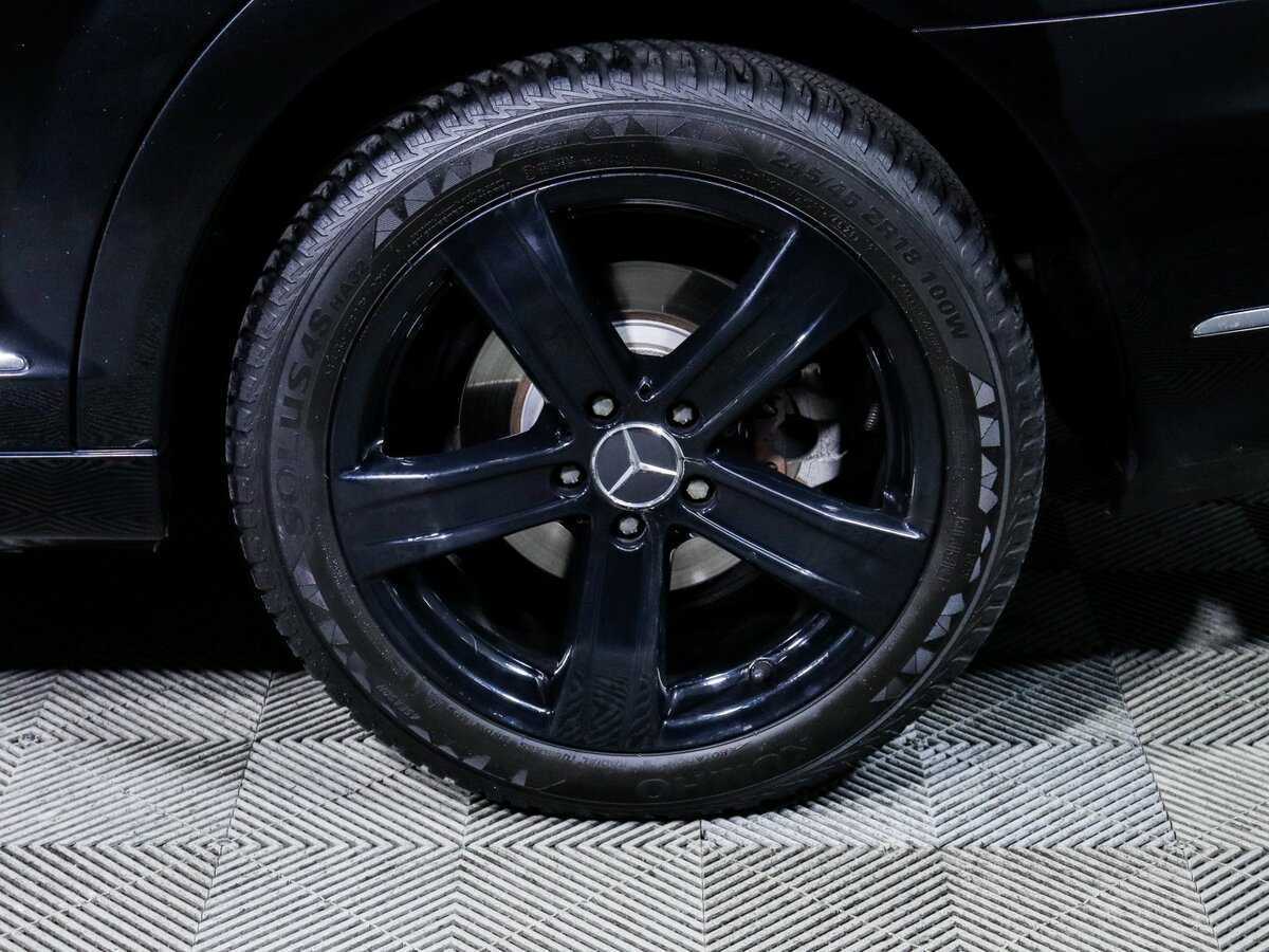 Б/У Мерседес-Бенц С-Класс 2012 года. Фото: #11