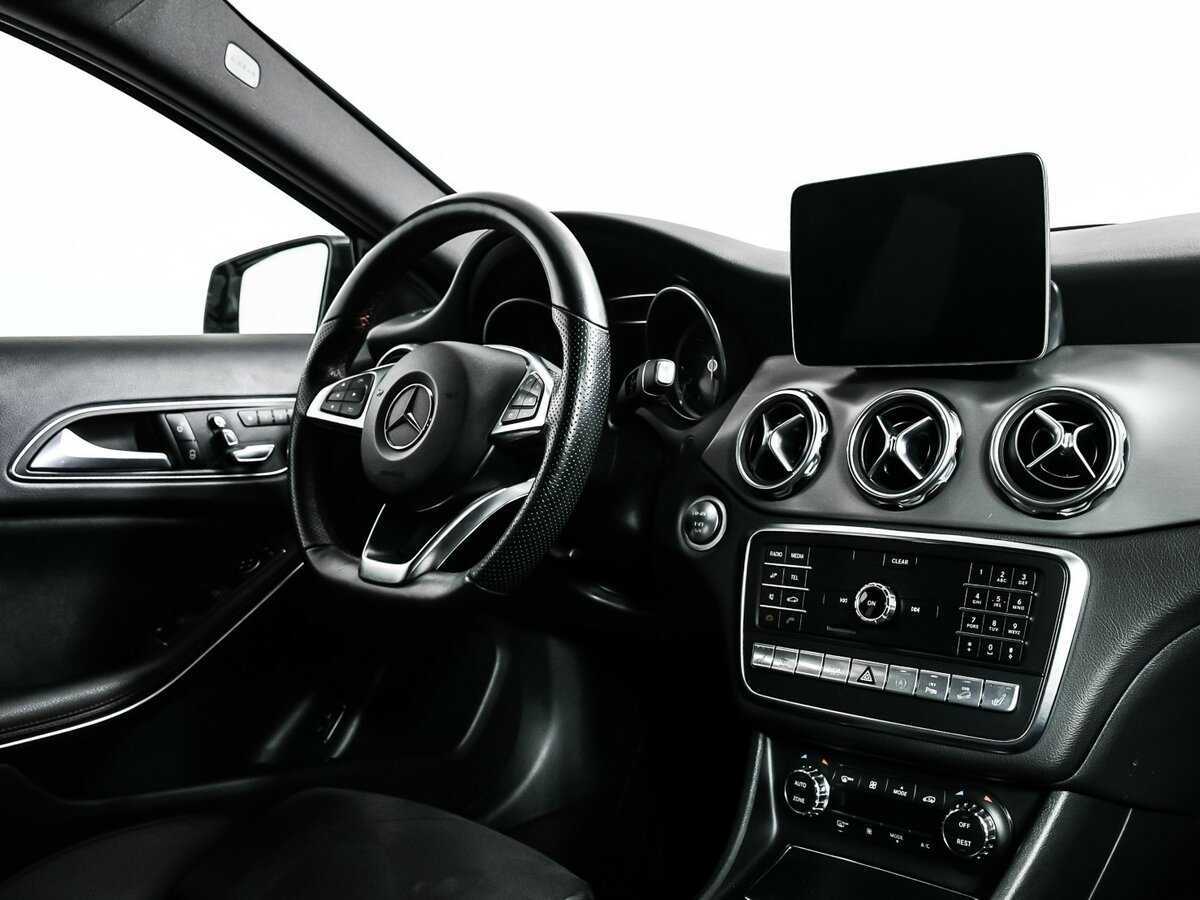 Б/У Мерседес-Бенц ГЛА 2018 года. Фото: #8