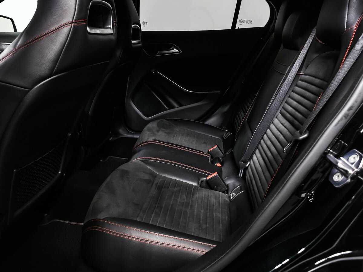 Б/У Мерседес-Бенц ГЛА 2018 года. Фото: #13