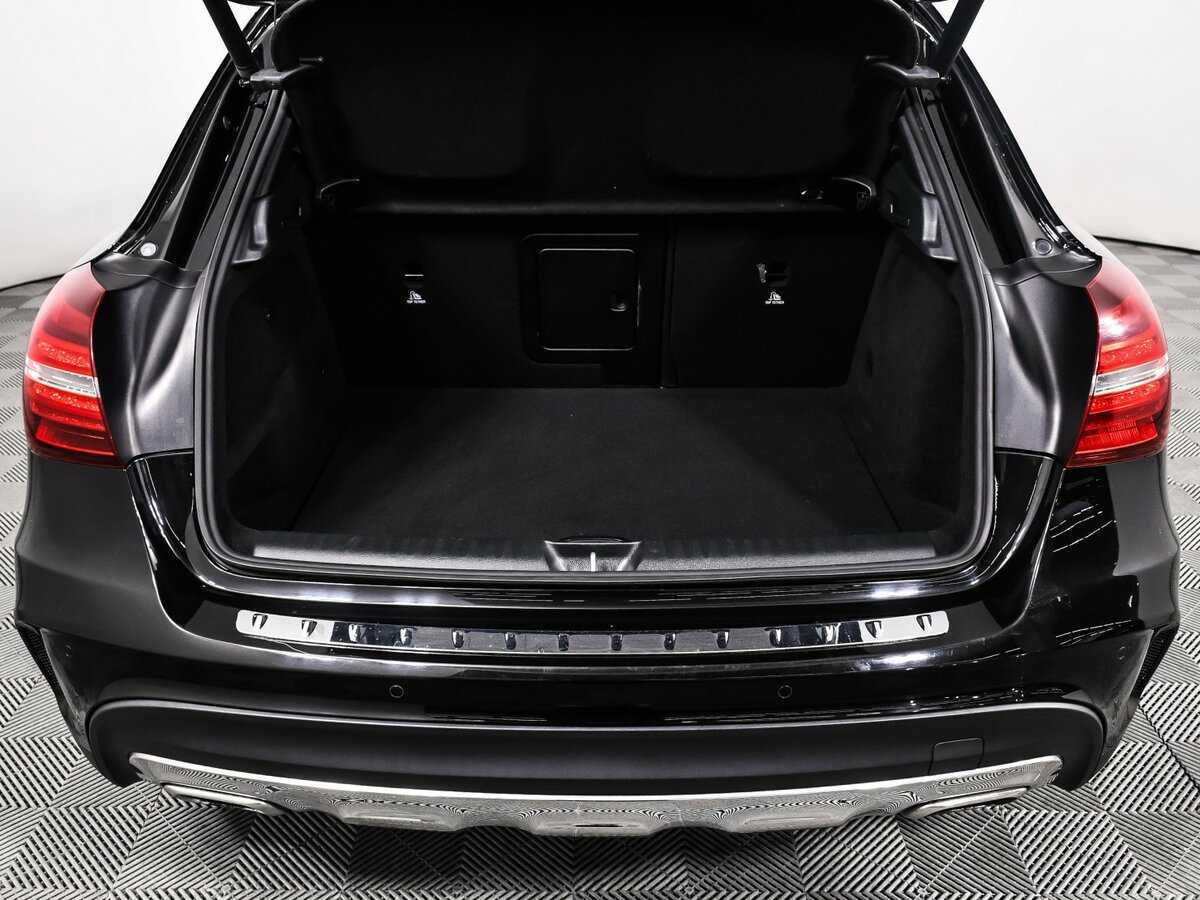 Б/У Мерседес-Бенц ГЛА 2018 года. Фото: #15