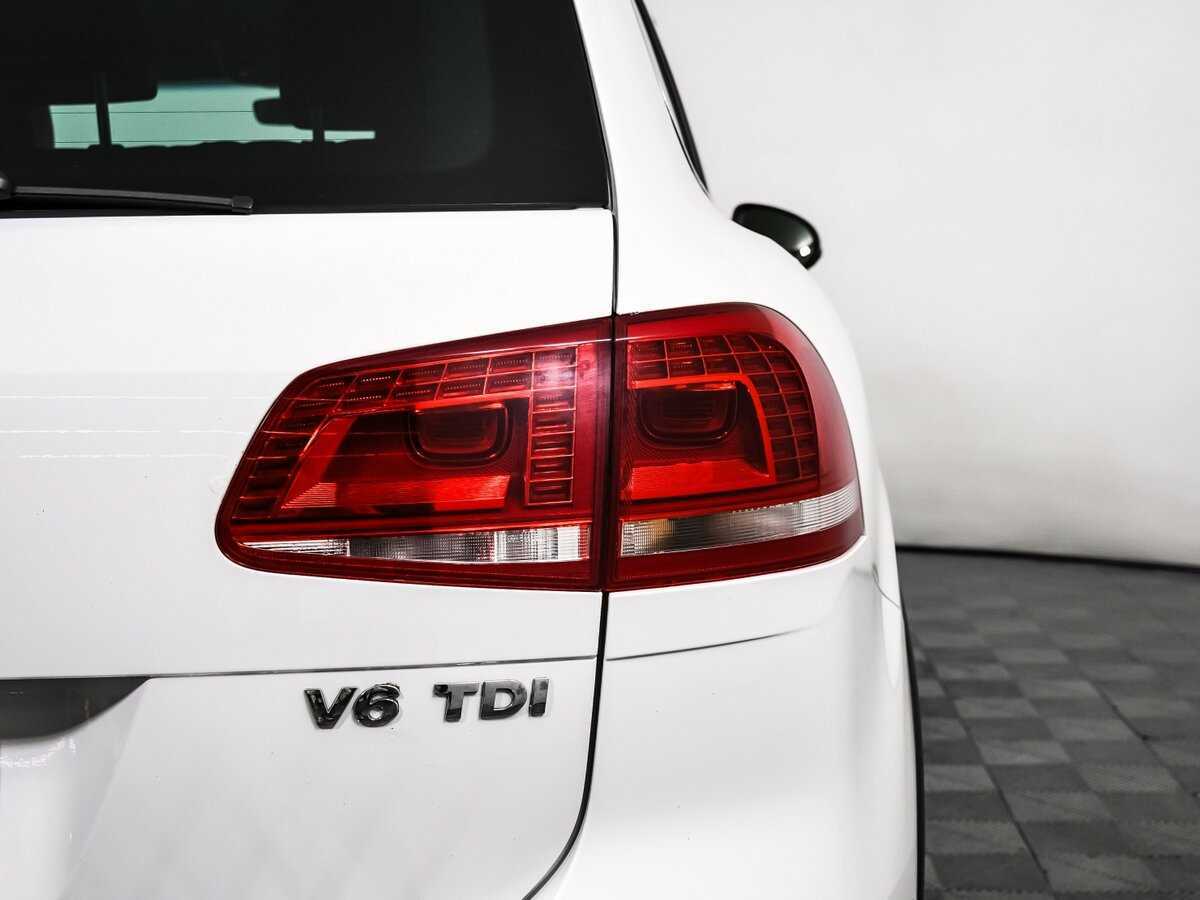 Б/У Фольксваген Туарег 2016 года. Фото: #15