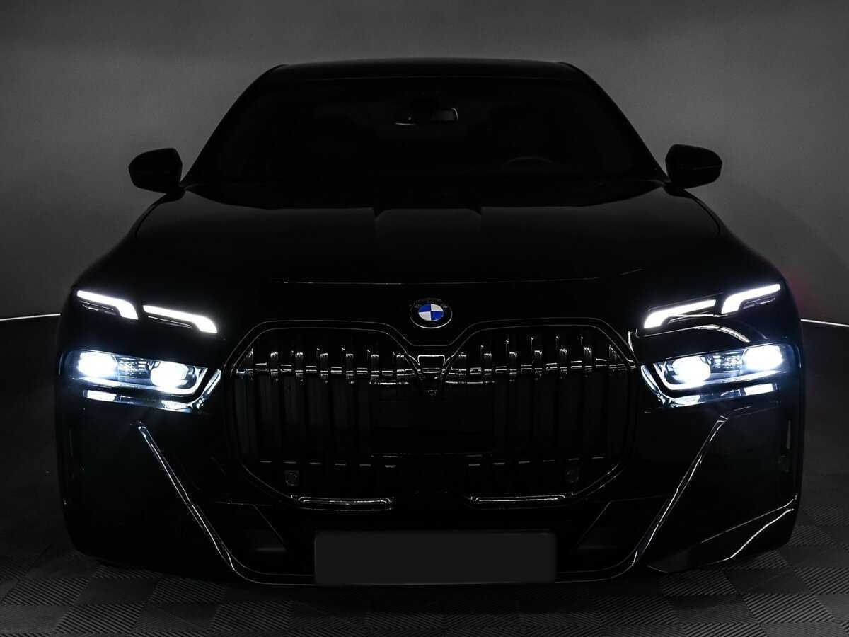 Б/У БМВ 7 серии 2023 года. Фото: #23