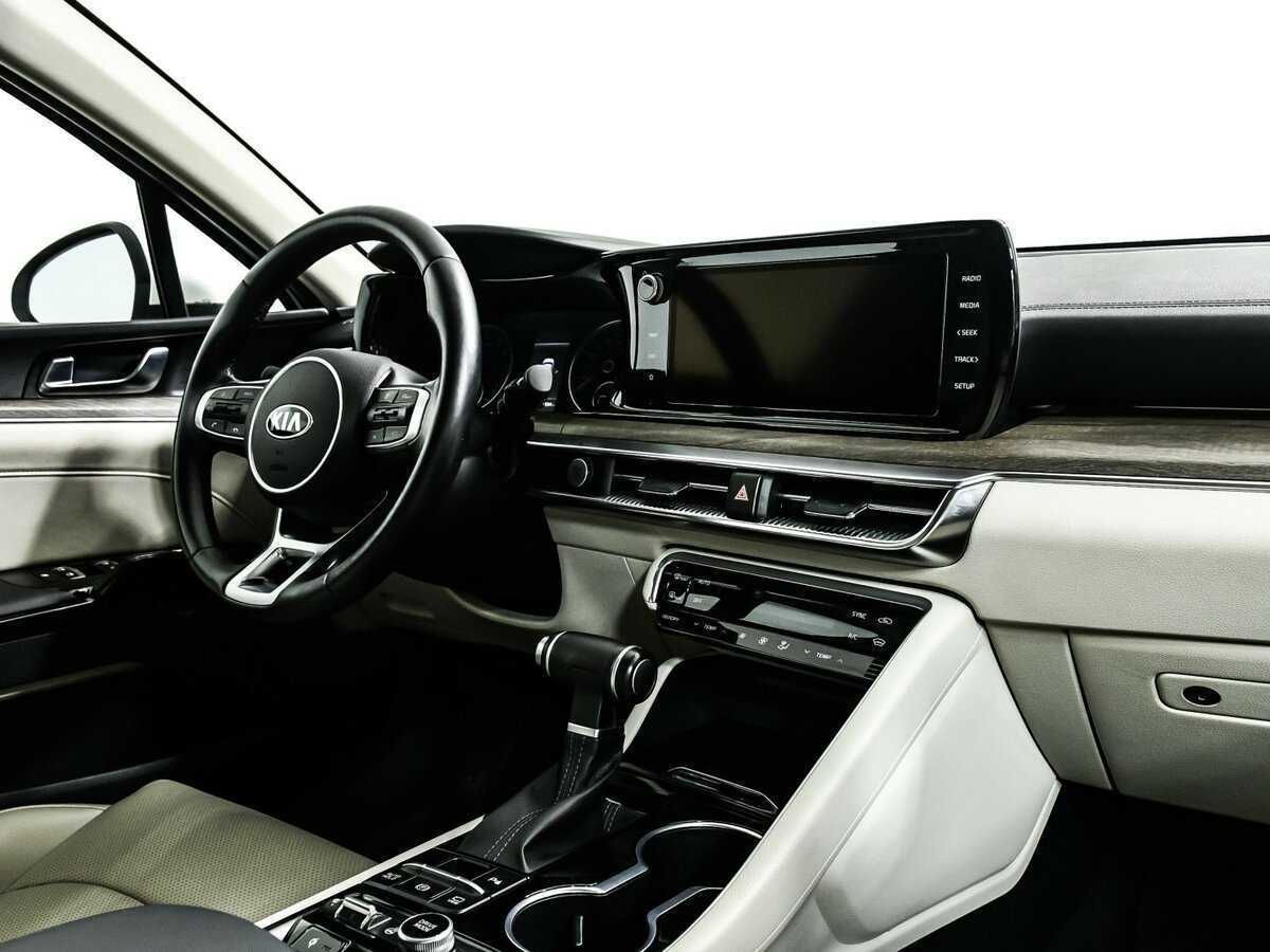 Б/У Киа К5 2021 года. Фото: #8