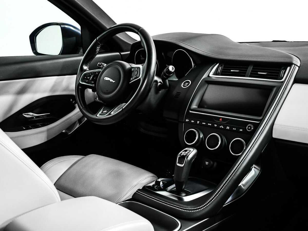 Б/У Ягуар Е-Пэйс 2018 года. Фото: #8