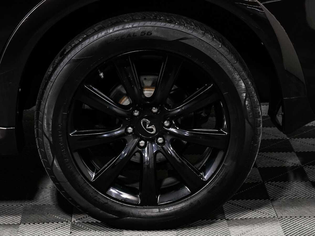 Б/У Инфинити К-Икс56 2011 года. Фото: #17