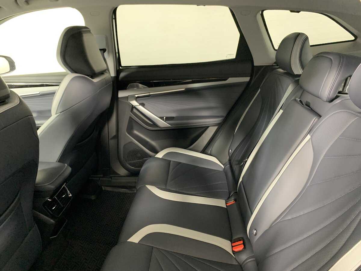 Б/У Джили Атлас 2023 года. Фото: #19