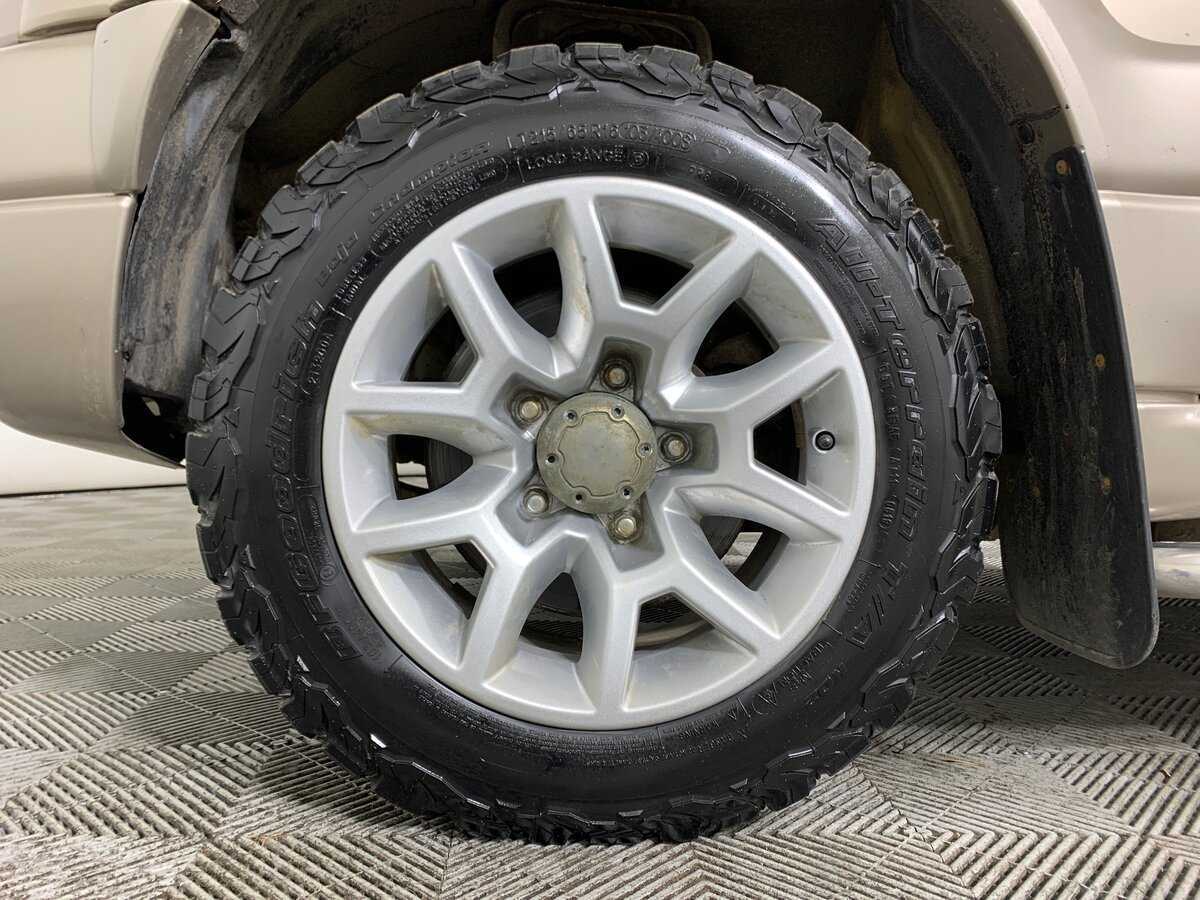 Б/У Сузуки Гранд Витара 2004 года. Фото: #8