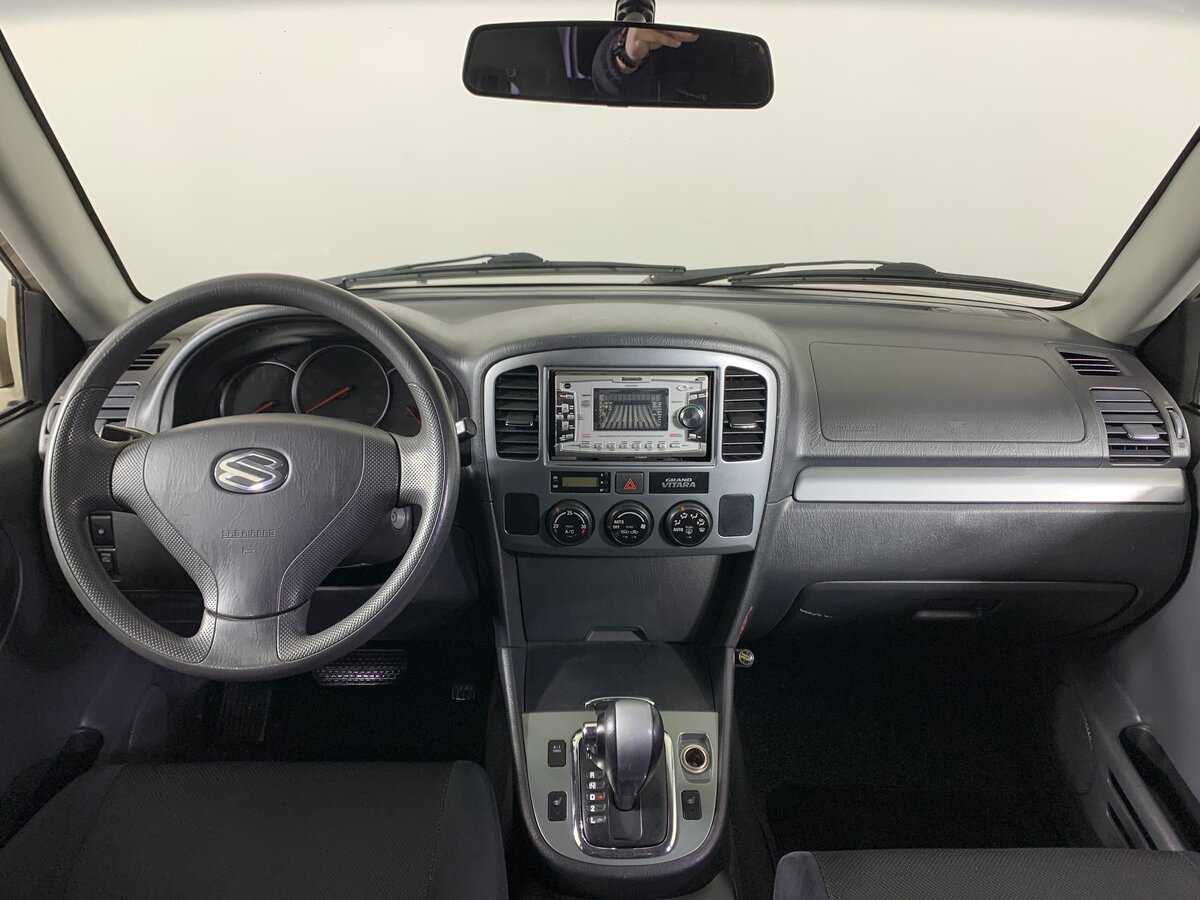 Б/У Сузуки Гранд Витара 2004 года. Фото: #12