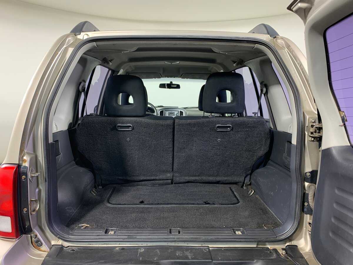 Б/У Сузуки Гранд Витара 2004 года. Фото: #19