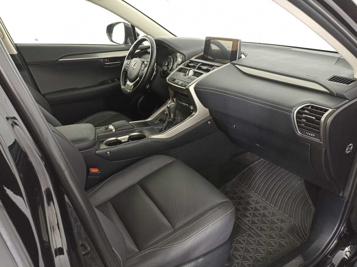 Б/У Лексус Н-Икс 2019 года. Фото: #10